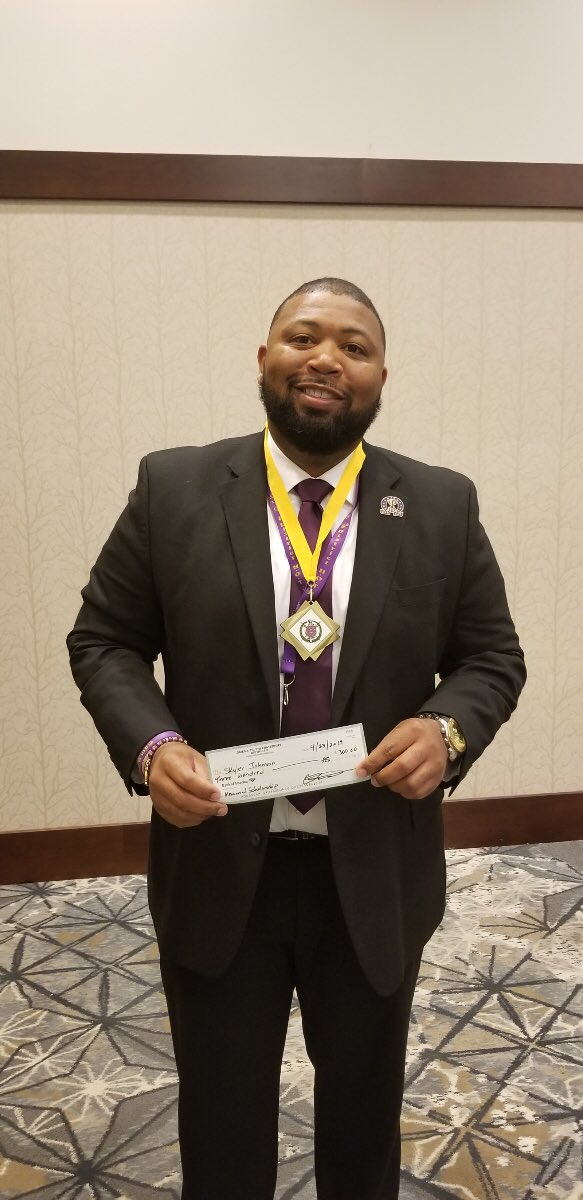 OmahaQues's tweet photo. Congratulations to Bro. Skyler Johnson for being awarded an 8th District Scholarship for his continued education and working toward his Masters in Education with a 3.48 gpa. #ScholarshipAttainment @MrSkylerJohnson https://t.co/kypCRwwXYE
