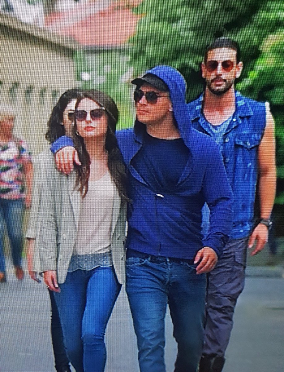 LupitaC98363563's tweet photo. #theprotector_2
#ÇağatayUlusoy
#EnginÖztürk #BoranKuzum
#TheProtector2IsBack https://t.co/CCbZ6MBZKf