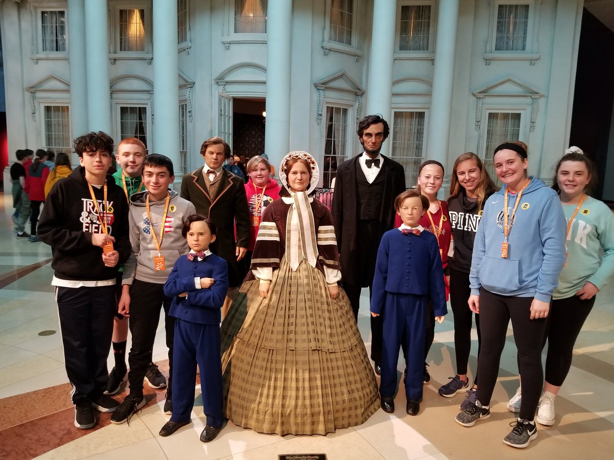 TUrbanski81's tweet image. Visiting the Abraham Lincoln Presidential Library and Museum #SpringfieldTrip #ChannahonPride