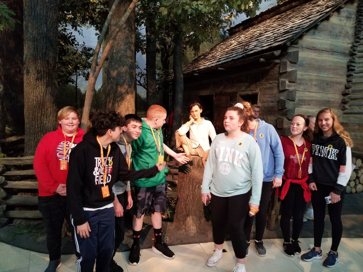 TUrbanski81's tweet image. Visiting the Abraham Lincoln Presidential Library and Museum #SpringfieldTrip #ChannahonPride