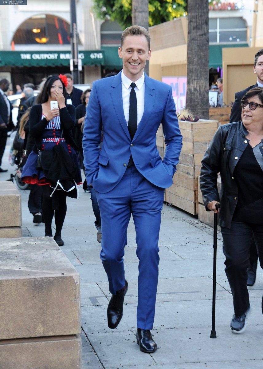 #SuitSaturday #TomHiddleston at the #ISawTheLight Premiere at the
Egyptian Theatre, Hollywood 22.3.2016