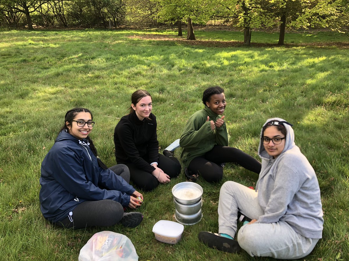 wgsdofe's tweet photo. More groups preparing their dinner 😊 https://t.co/LPmyXzjJuq