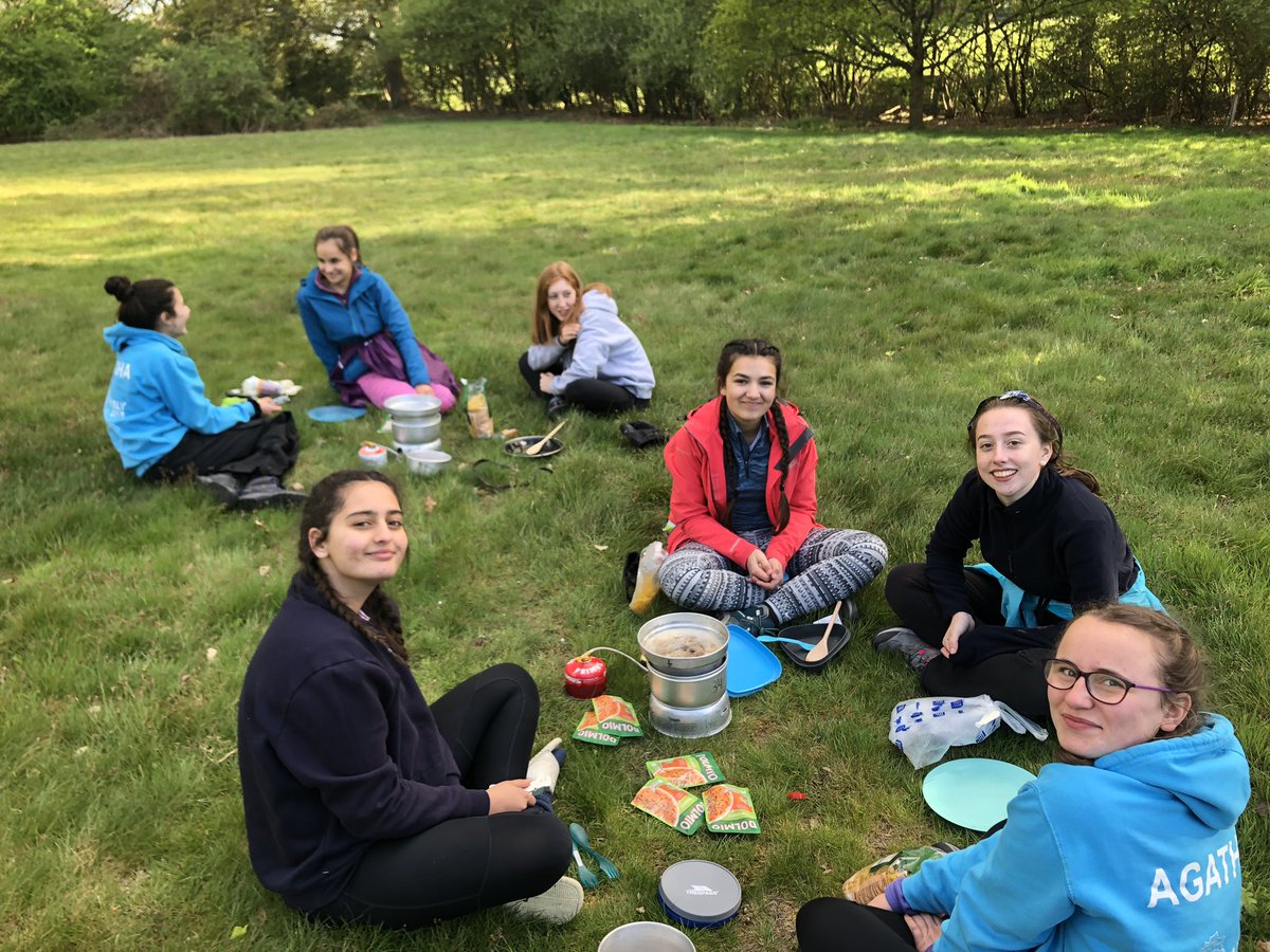 wgsdofe's tweet photo. More groups preparing their dinner 😊 https://t.co/LPmyXzjJuq