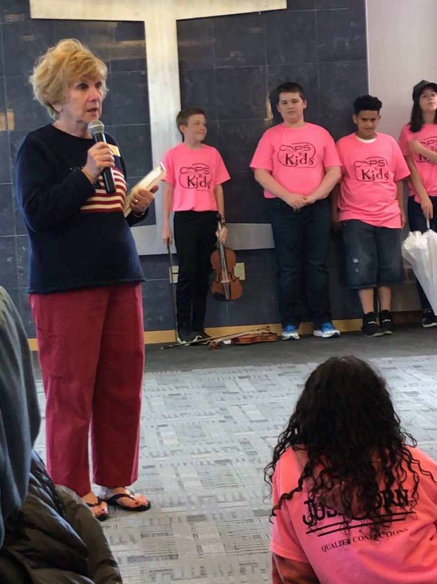 RT if you love Bev Bradley!  

#onemillionbooks #copsnkids #springinsouthside