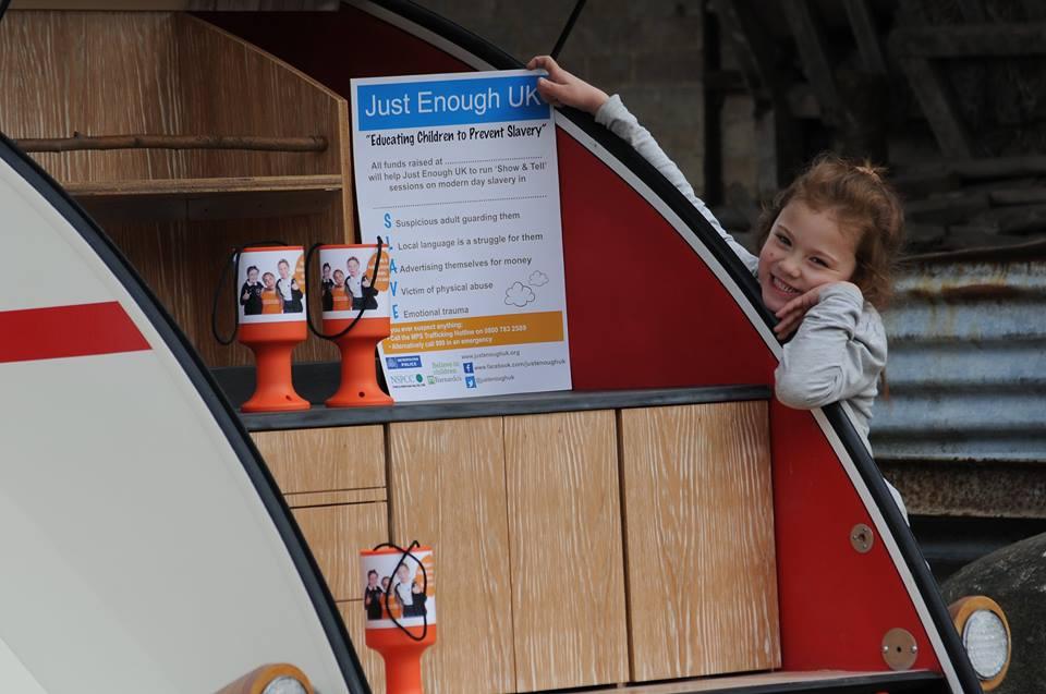 TheEnglishCarav's tweet photo. Ruby 4 years ago on a photo shoot for @Justenoughgroup a children's charity close to our hearts. A lovely memory with Ruby. xx #JustEnoughGroup #Charity #TeardropCaravan https://t.co/fN1sDvqEN0