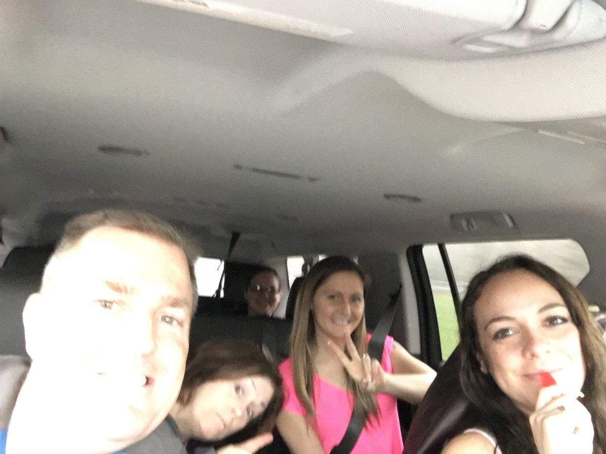 McryoungMike's tweet image. Planes trains &amp;amp; automobiles but couldn’t miss #AwardsWeekend ⁦@AwardsWeekend⁩