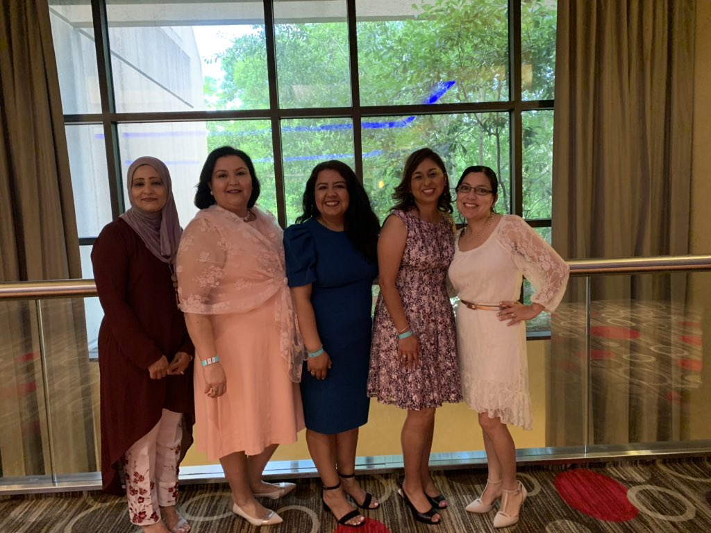 EREYES0624's tweet image. Congrats To our TOY teachers. #SuttonPride @SuttonES_HISD