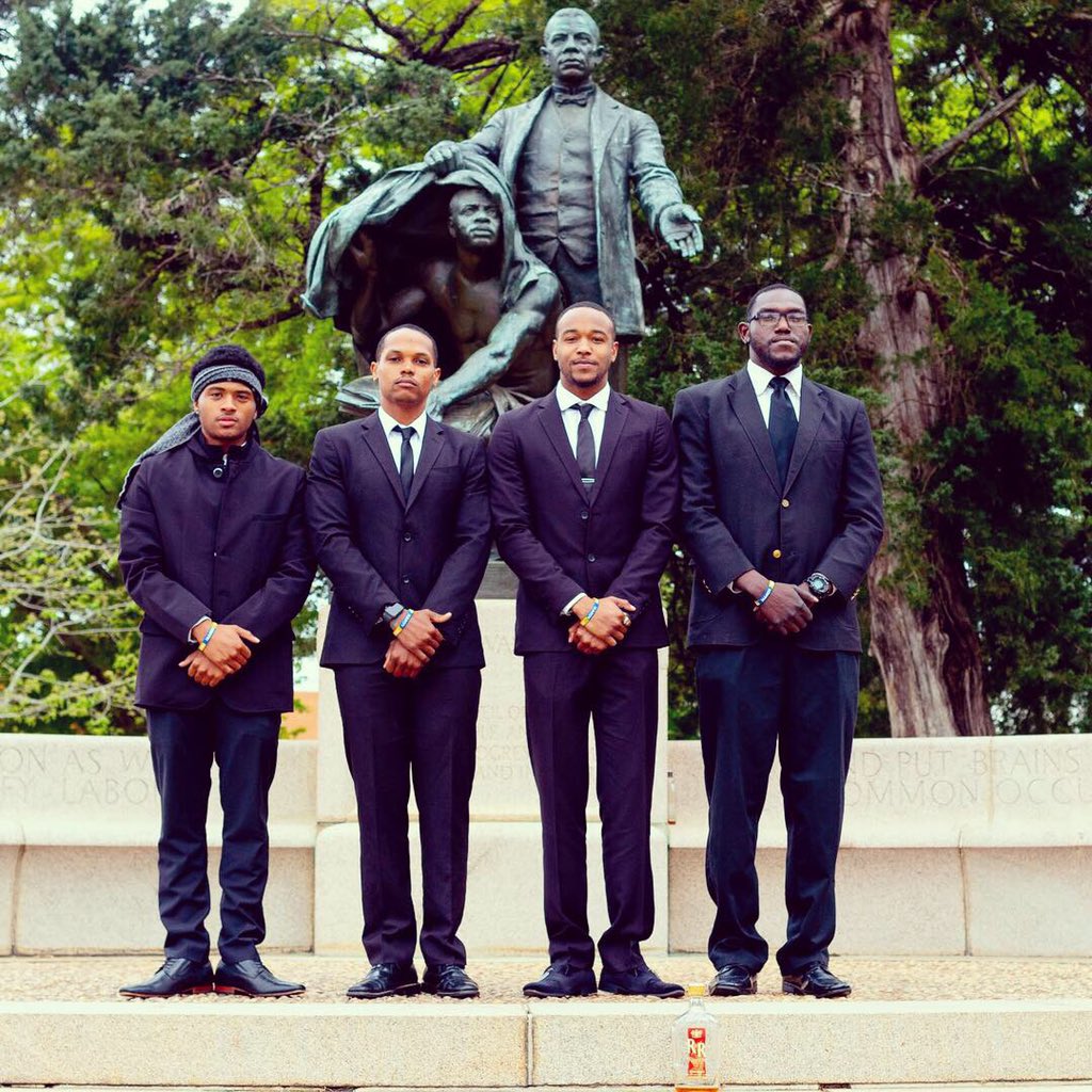 dj_averiette's tweet image. Today marks one year in the fold. Travel Li/G\ht to the /G\ood bruhs, &amp;amp; the /G\ood ones only. #PHA #SMIB #LLLA #LA67