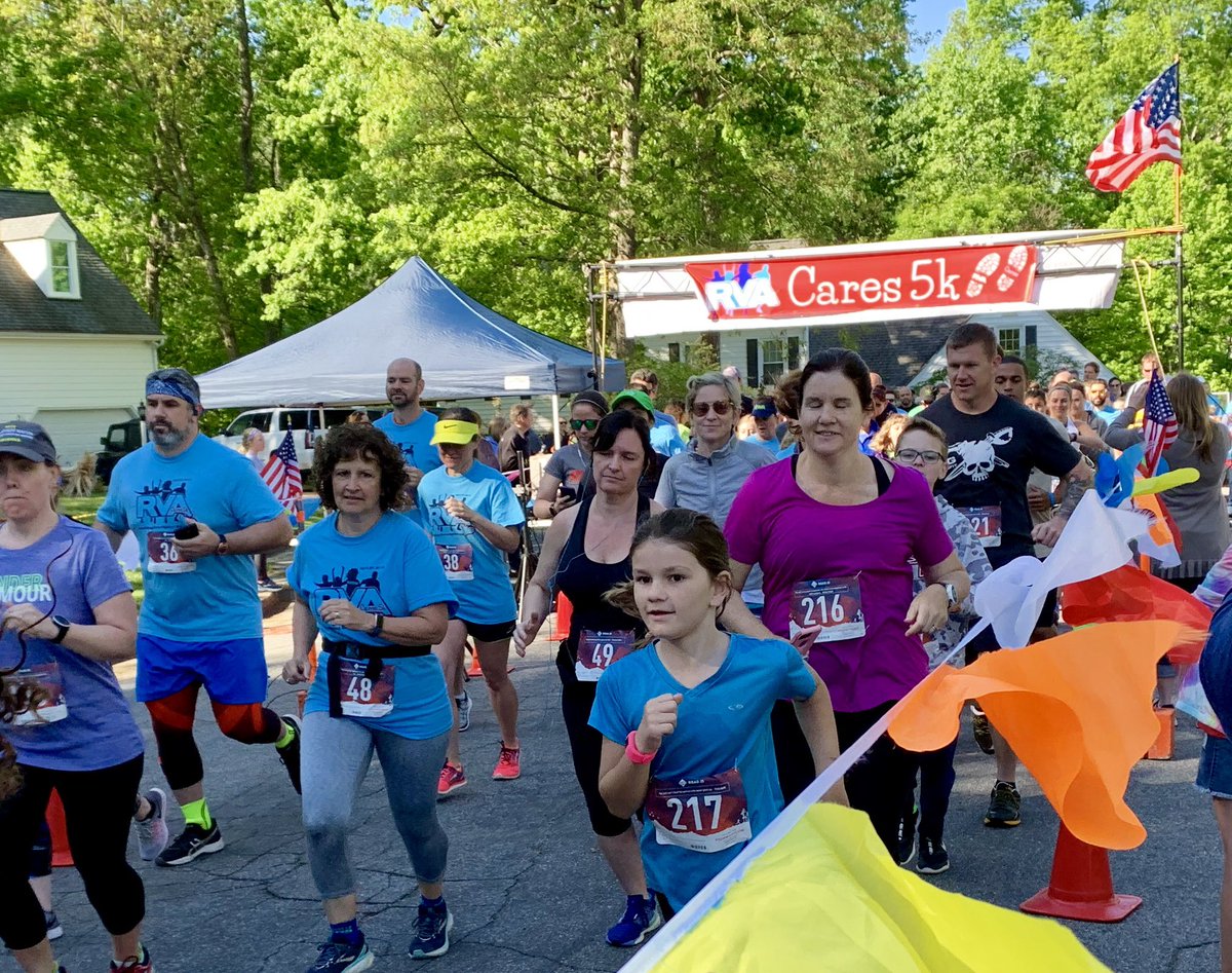 Gayton_ES's tweet photo. RVA cares 5K @Gayton_ES #RVA, #HCPS https://t.co/Z3HTOxPYIU