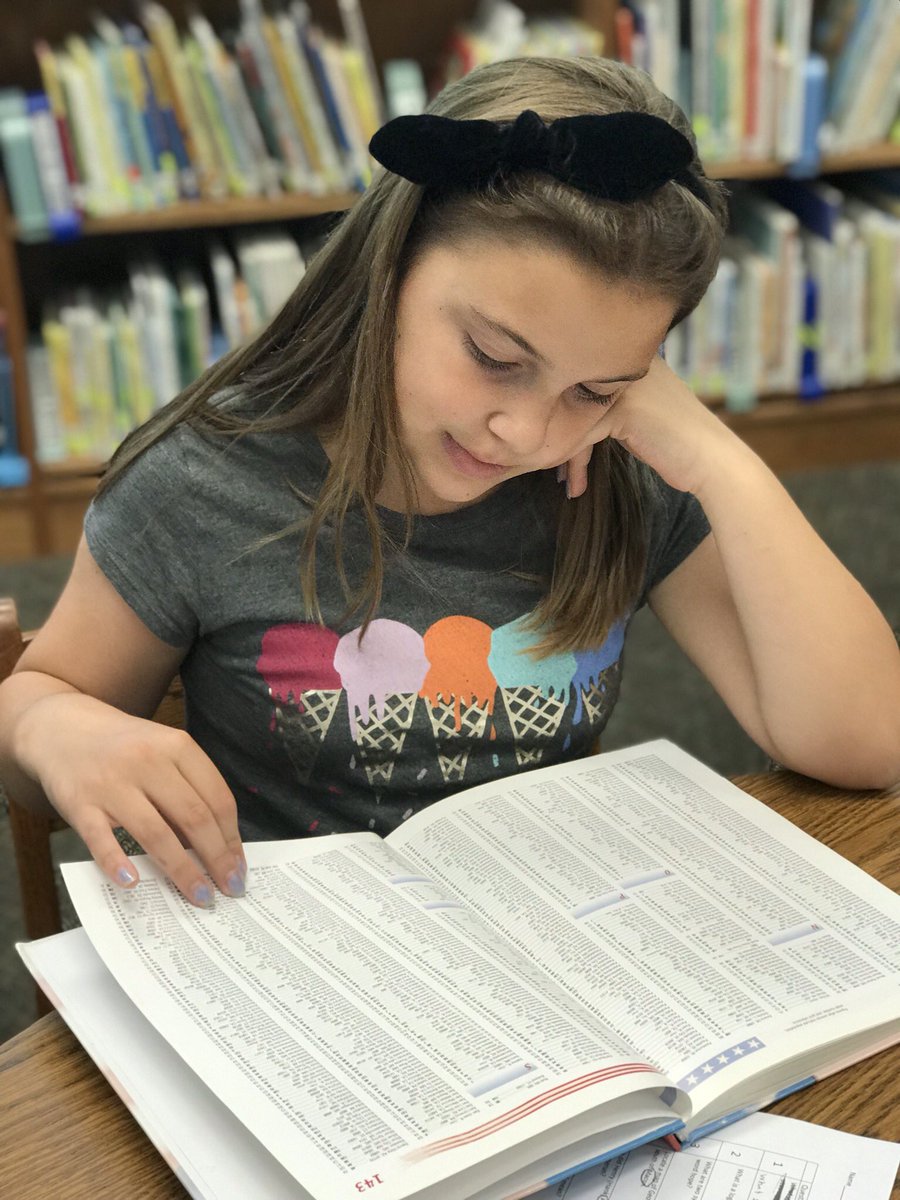 ThompsonTechies's tweet image. Thank you @mtamediacenter for keeping *REAL WORLD* skills alive! The excitement of flipping through an atlas or encyclopedia is something every kid should feel. #touchallthebooks #feelthepages