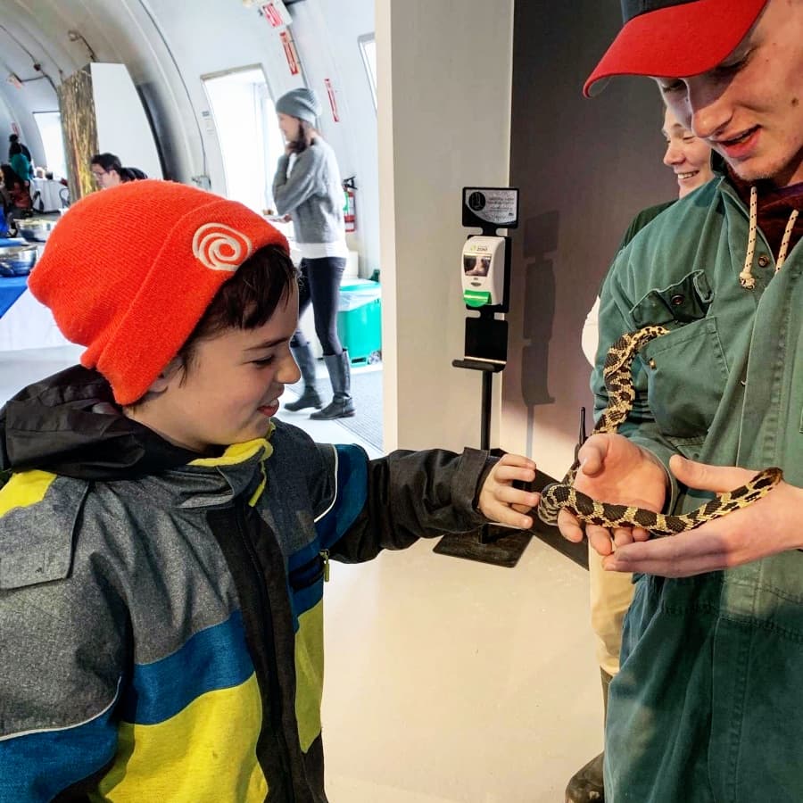 UbisoftToronto's tweet image. We had a great Ubisoft Toronto family zoo day featuring some wild guests 🐍 Thanks for having us @thetorontozoo!
#lifeatubisoft