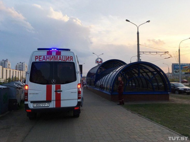 Уручье метро