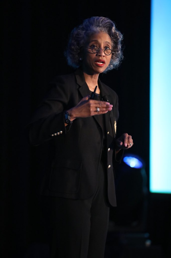 MagfinEDge's tweet photo. Gwendolyn Sykes, #FinEd advocate and accomplished former CFO of NASA and Yale University, shares the power of a financial education during her #MagChallenge keynote. https://t.co/gmRfnAkID0