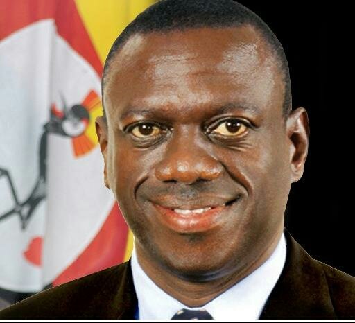 nelsonnyabutin's tweet photo. BREAKING: Former FDC presidential candidate Dr. Kizza Besigye has been arrested and taken to Lira CPS. His visit to Lira was cut short as Police fired teargas and Live bullets to disperse FDC supporters on the streets of Lira. https://t.co/nVZVwpkhch