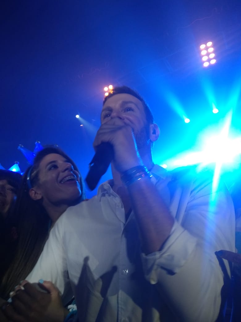 Joanagonzalez_7's tweet photo. Como se supera lo de anoche?
El mejor show de mi vida 😍
#TourVolverASer
@AxelFansBBca https://t.co/LbbFEbZGnG