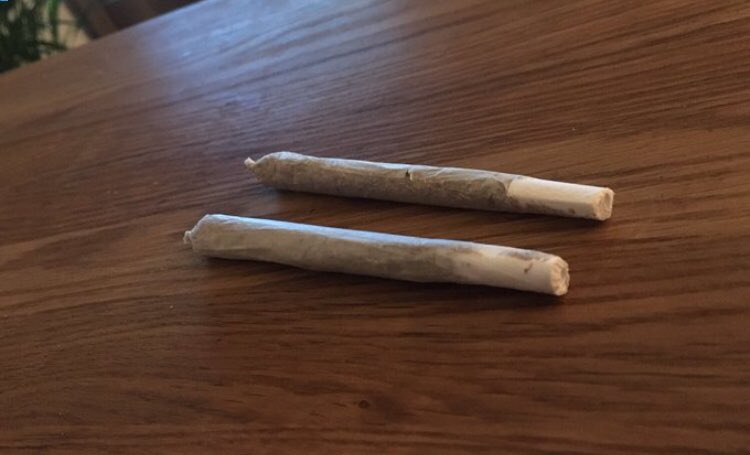 Heute ist Cheatday. Ich gönn mir n Twix.