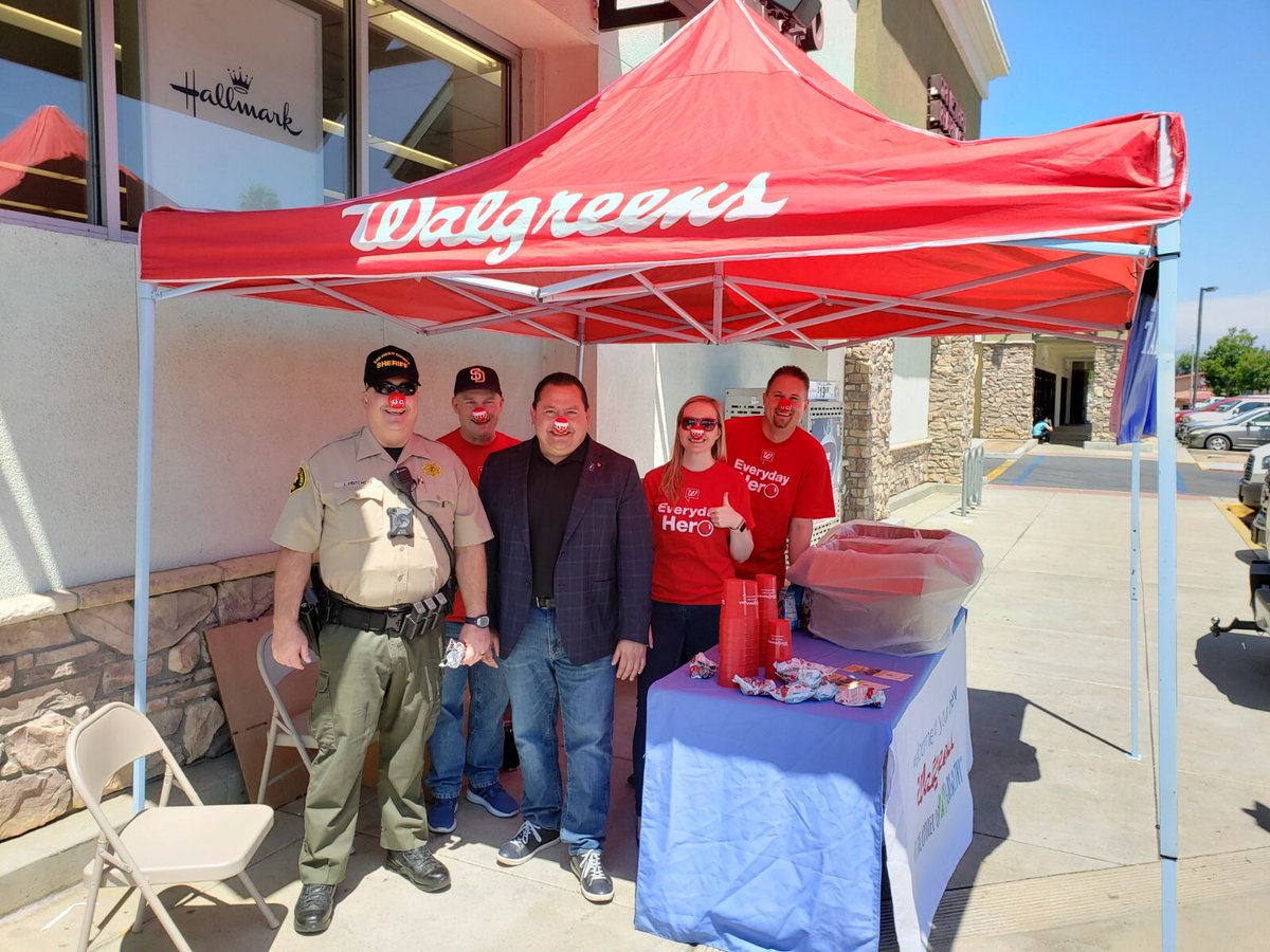 LAKESIDE Citizens are part of the #solution to getting #pills off our streets!!! #TakeBackDay with SDSOLakeside at Walgreens in Lakeside, 9728 Winter Gardens Blvd 

— DEASanDiego (DEASANDIEGODiv) April 27, 2019