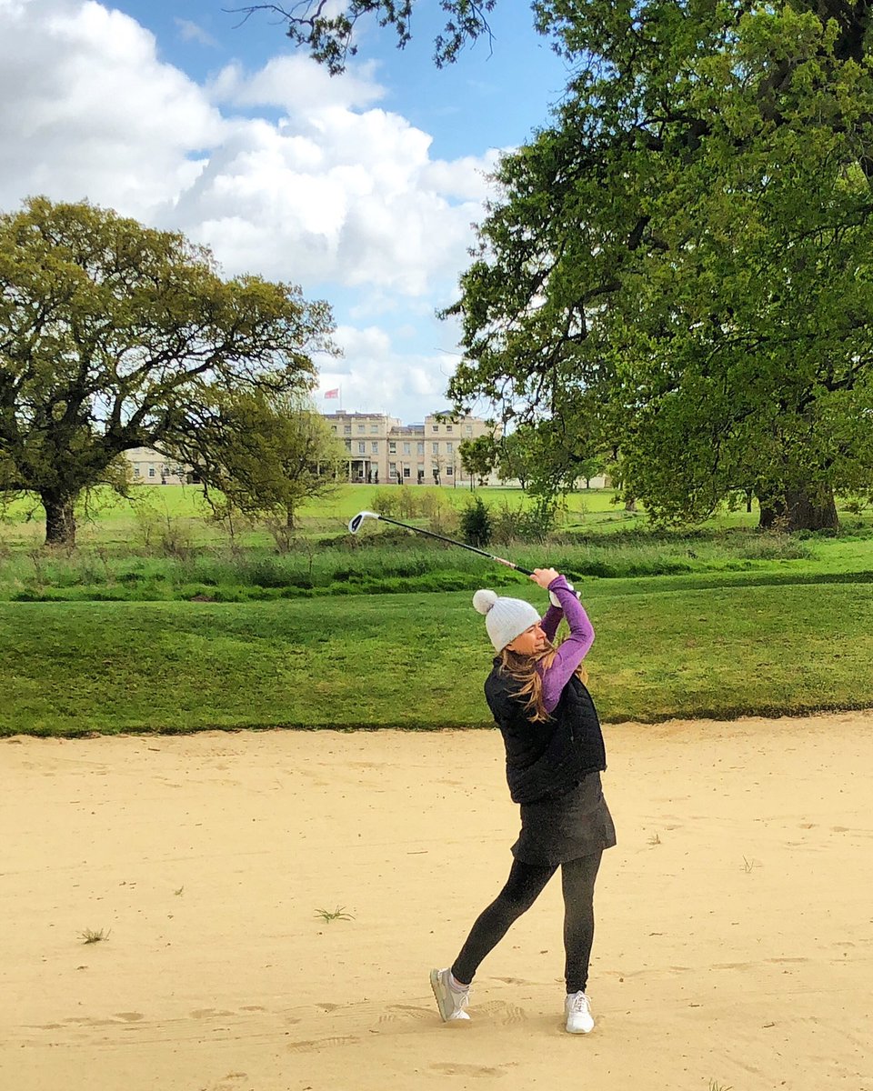 ChloeAllyn's tweet image. Amazing day @devereofficial Wokefield Estate 👌🏼.
.
.
Stunning estate in the Berkshire countryside. The course was tough but very playable with a mix of tricky and forgiving holes! 😃