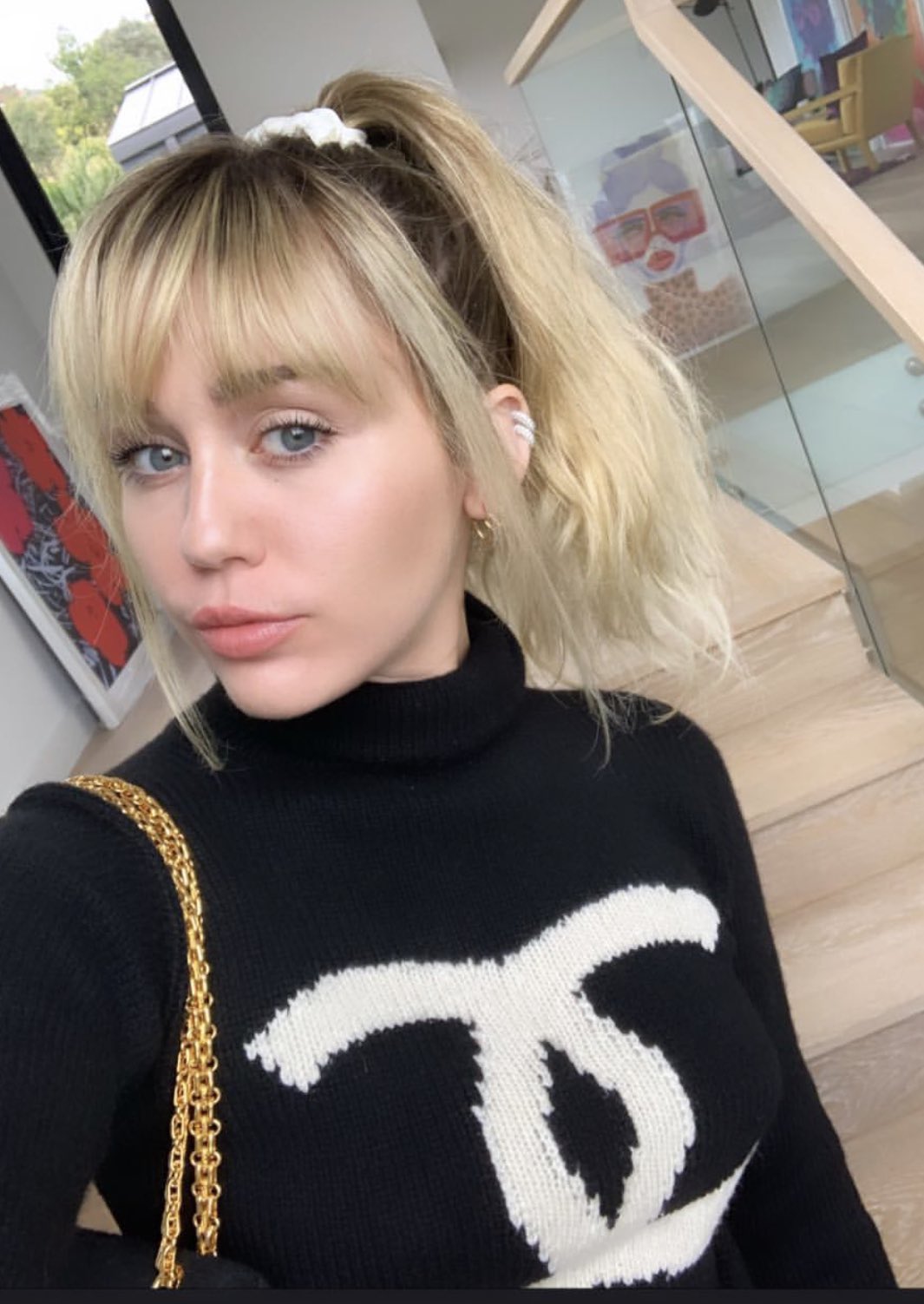 マイリー・サイラス Amazon.co.jp: YOUNGER NOW: ミュージック