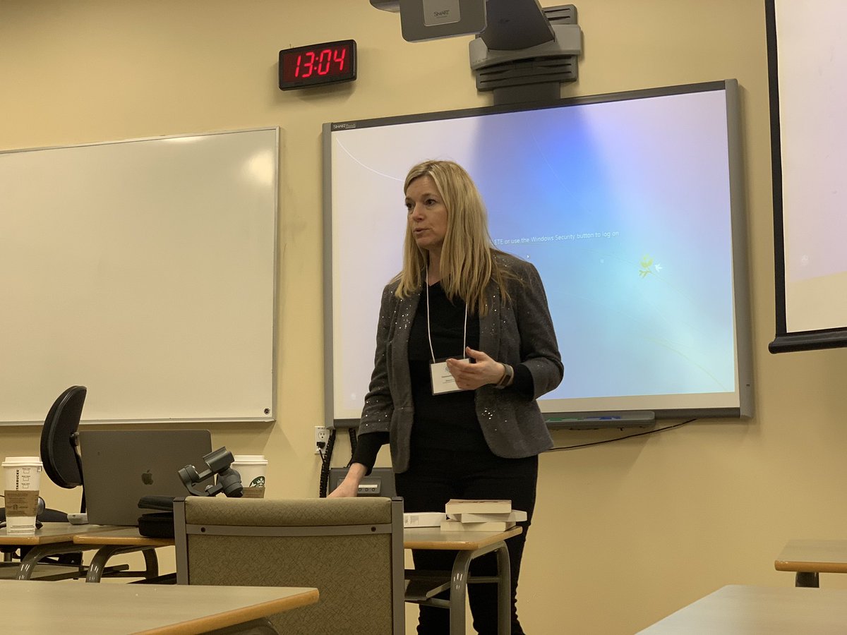ycomputing's tweet photo. Awesome presentation about working smarter not harder using media and technology by Melanie Galea! #CSforALL #communitycodeday https://t.co/gsRg4QVA1c