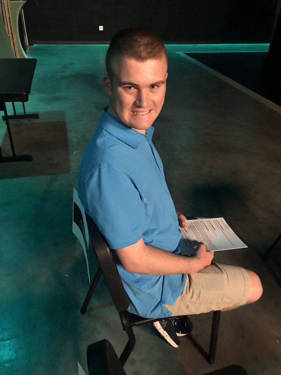 CatBurcham14's tweet photo. Andrew is here for rehearsal! #KLEINTalks2019 https://t.co/pvEmYgAeEd