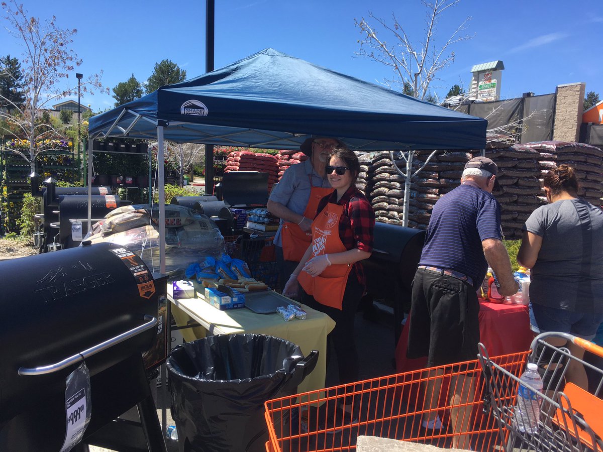 THDSachs's tweet photo. Taking it outside for our HVAC services event.  #3313dreamteam @THD_Jason @MikeSpates https://t.co/CFsrez0rVI