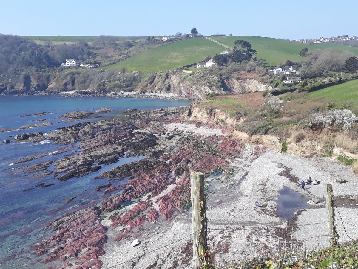 BevHunt72's tweet photo. So tomorrow is #Walk25 of 50 for @HumanimalTrust #OneMedicine..1/2 way through my 2 year challenge ..looking back today on Walks 20-24 #WhitsandBay to #Polruan... follow me & follow my journey... @beauty_cornwall @Cornwalloncam @CornwallLive https://t.co/dxBulGmP08 β¦ β¦ β¦ β¦ β¦ https://t.co/46cp30dk4g