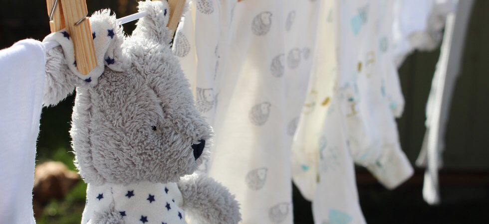 Water swirling, 
soapy bubbles, 
Clothespins, 
tiny silhouettes in sunlight  

#hangtenstories 877 (swirl)