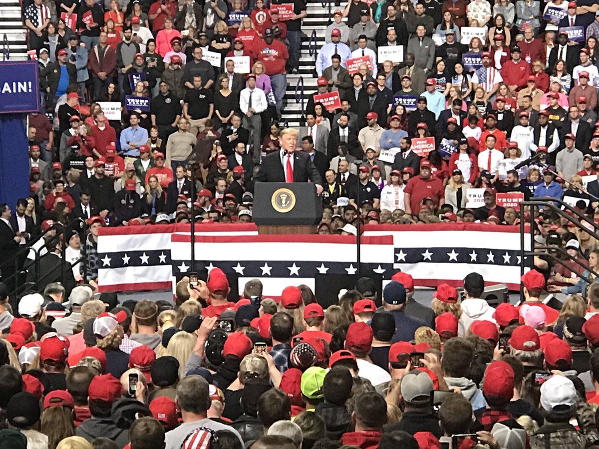 Just in, 1000’s pack Resch Center for President Trump rally in Green Bay. Calls NAFTA the worst trade agreement, wants a new agreement with Mexico that prevents WI/US companies leaving and opening plants in Mexico to sell products back to America.