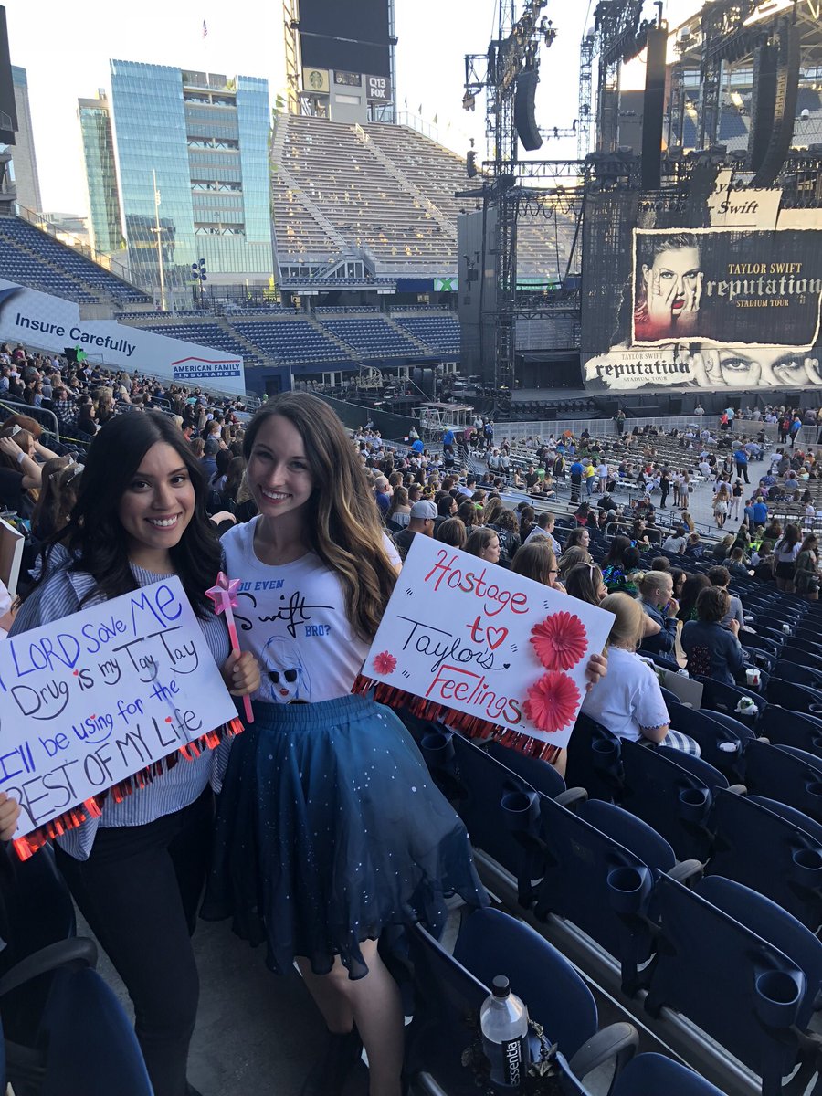 BreezySwift13's tweet photo. First @taylorswift13 concert VS last #TAYLORSWIFT concert! Show me yours! #DecadeDifference @taylornation13 https://t.co/z1EKT6h6Qg