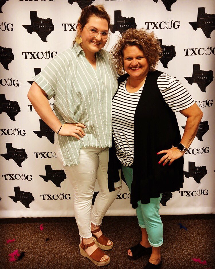 She is my favorite ALWAYS! Do you get to go to a Ladies Conference and work the altars together or worship together???? I DO! She is forever my baby! #iamblessed #highlyfavored #SheisANOINTED @ashlyn_jaide