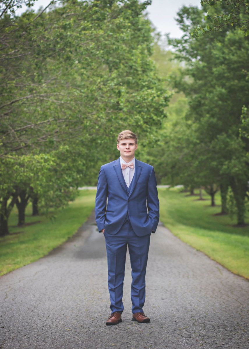 ambeanoe's tweet photo. The count down is on! June 8
#jchslife #carsonkid #graduateof2019 #catawbabound
#myfirstborn #mylittlehero
I have loved you since you were only a thought in our minds....Each moment has been more beautiful with you in it. Love you so much Chandler James McClamrock π https://t.co/M0Bsd9DhfO