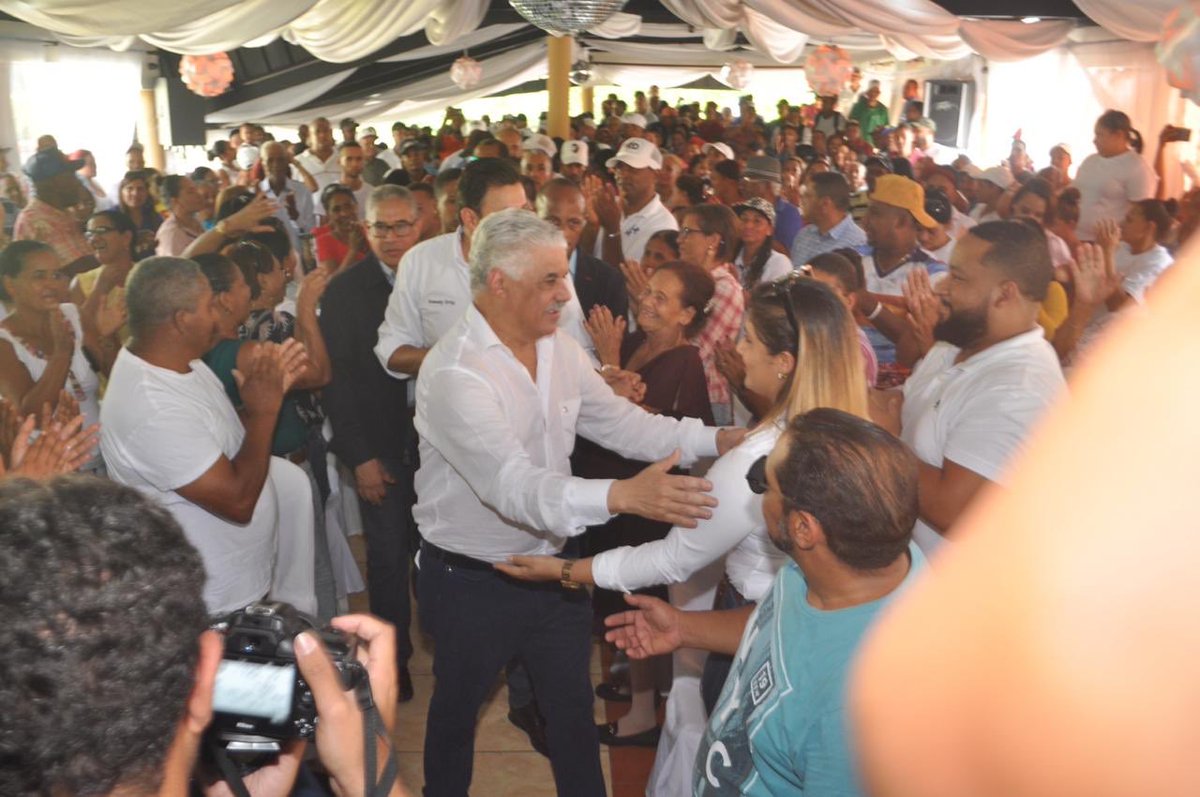 EdwardHidalgo's tweet photo. Gracias a San José de Ocoa, por mostrar la fortaleza de @miprd en esta importante provincia.

Nuestro actual alcalde @Sajiun01 y alcalde que sigue y un equipo de aspirantes a precandidatos a todos los niveles mostraron que Ocoa, es blanco.

#EH

#AToaConMiguel

#ElTurnoEsAhora https://t.co/ygdxzcmxus