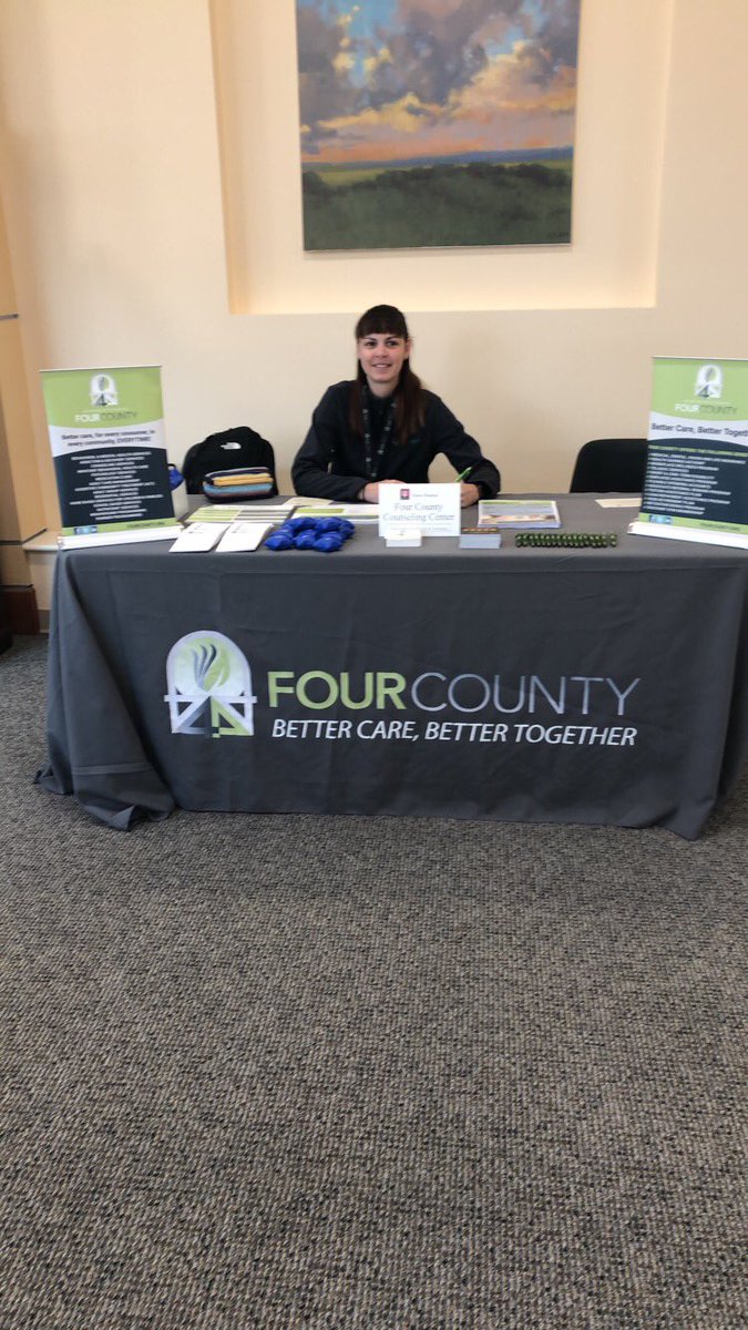 Skyali13's tweet photo. Lucie & I had a blast a the @IU_Health Tipton Hospital for the health fair. So many people working together to assist the community in improving their health. #4CCC https://t.co/cL9XdIuCN7