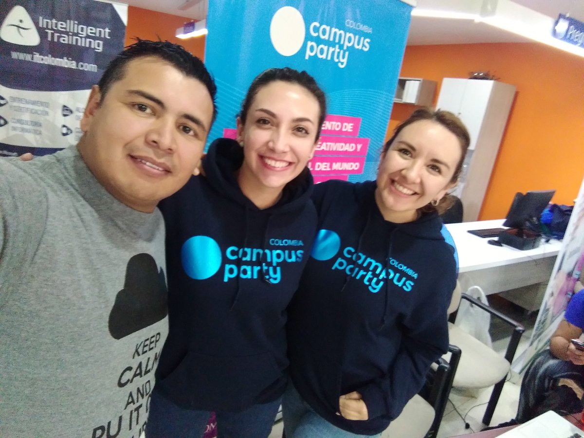 barralh's tweet photo. #GlobalAzure #UNICAFAM #ITPROSDC @campuspartyco #nosvamospaelcampus
@YOHIS @unicafam @ITPROS_DC
Excelente día, lleno de aprendizaje y consejos, la tecnología avanza a pasos gigantes y estos espacios que nos ofrecen son excelentes para ver nuestro futuro en tecnologia https://t.co/Om5RHUFlNp