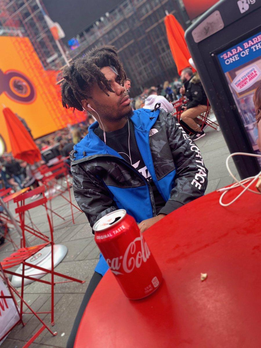 PrezDontCare's tweet image. New York Times 🍎🤩 #STAReverything