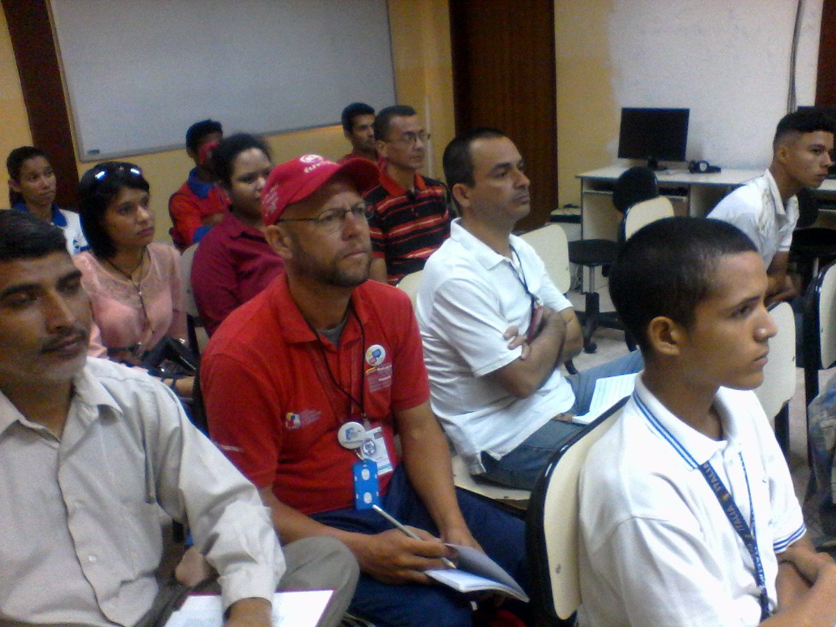 cumanadigital's tweet photo. #Sab27 #FlisolCumana TSU. Jonatha Solorzano @PadawanBlaster con una Videoconferencia sobre Gaming & Cloud Gaming #FLISOL2019 #UNEFA @GCNucleoSucre @fundacitesucre @unefa_ve @cumanadigital https://t.co/RJ4oWFXZzR