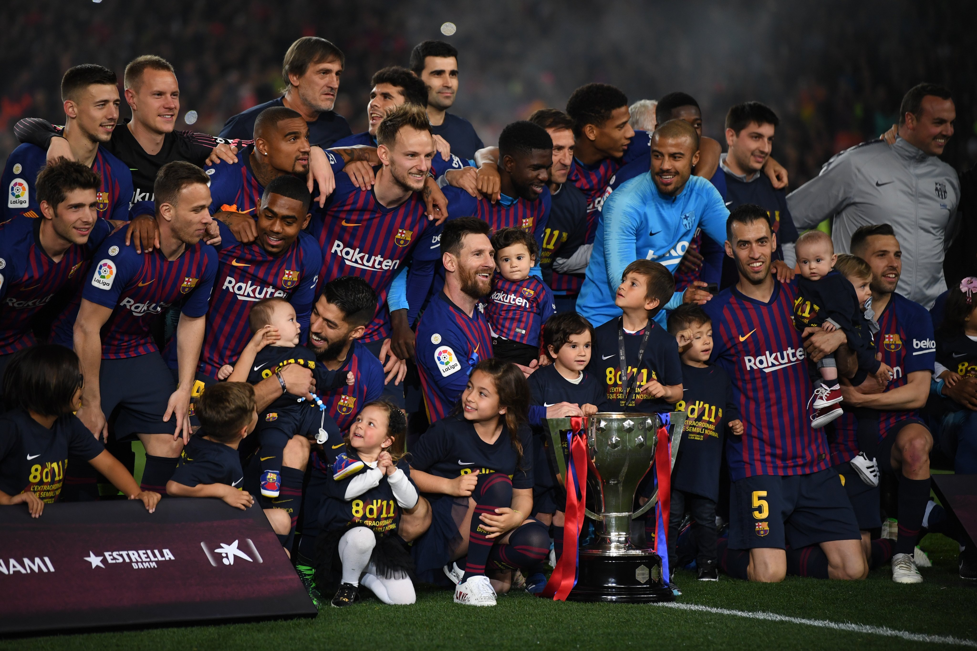 UEFA Champions on Twitter: "Barcelona have retained their Spanish Liga crown 👑🎉 They've now won 8⃣ titles in past 1⃣1⃣ seasons 🏆🏆🏆🏆🏆🏆🏆🏆 https://t.co/TcjPJNxjao"