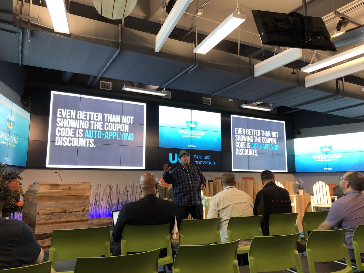 RT <a href="/BeaverBuilder/">Beaver Builder</a>: .<a href="/chrislema/">Chris Lema</a> dropping knowledge bombs at #WCOC