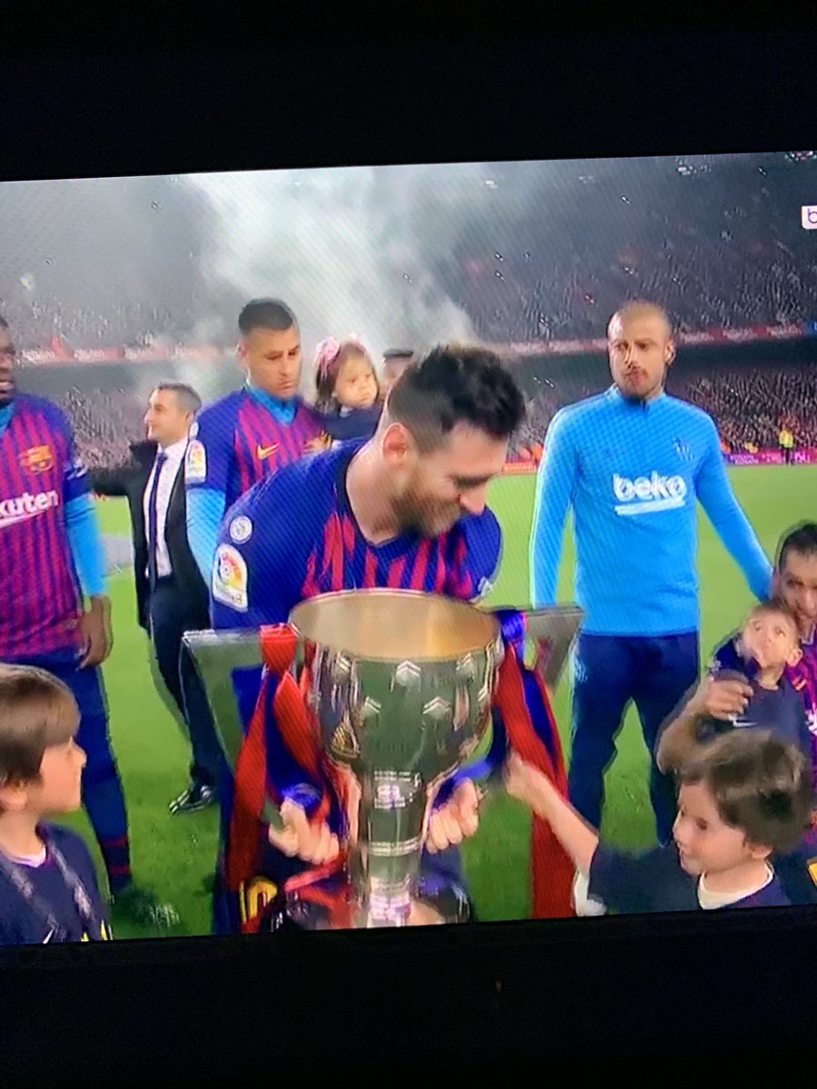 حق العيال ..
الوعد تشامبيونز إن شاء الله