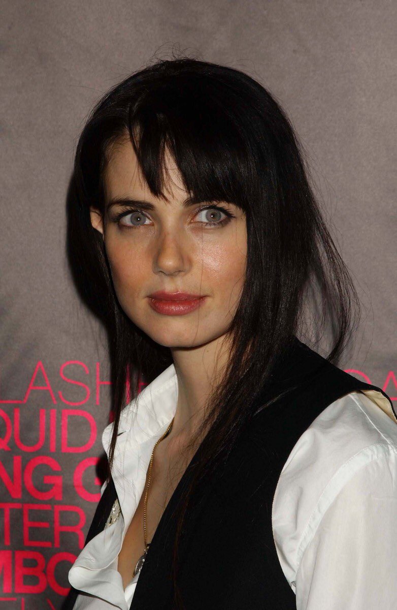 Mia Kirshner Fans On Twitter Happy Weekend Everyone