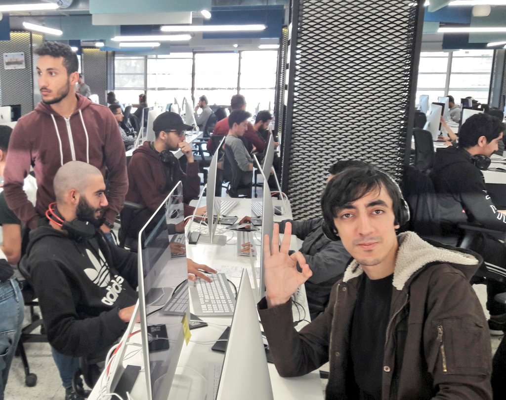 1337_GameDev's tweet image. Few moments from our 3D modeling sessions. @1337FIL