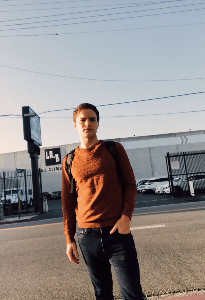 JustinSorvillo's tweet photo. The arts district ain’t big enough for the both of us 🐎 #vsco https://t.co/mkjJsziS4U