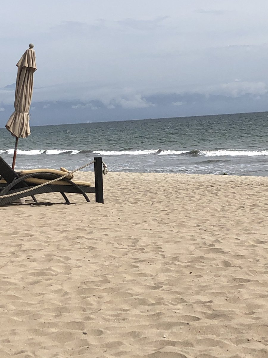 rlealg9's tweet image. Doing the @Iceman_Hof breathing method and waiting for the water to become colder