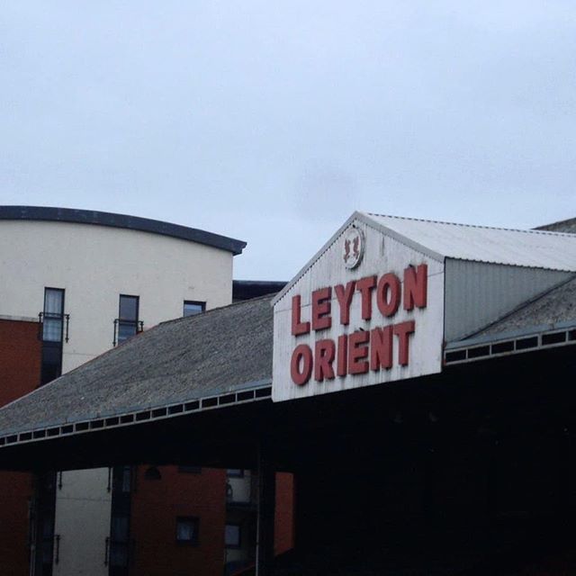 stadiongebod's tweet photo. Back in the Football League. Congratulations @leytonorientfc!

#backinthefootballleague #osborneroad #leytonorientfc #leyton #orient #leytonorient #lofc #gable #gableporn #architecture #eastlondon #london #londonlife #ig_london #ig_eng #ig_uk #england #t… https://t.co/4UiZuBVycI https://t.co/TovhYYBxTg
