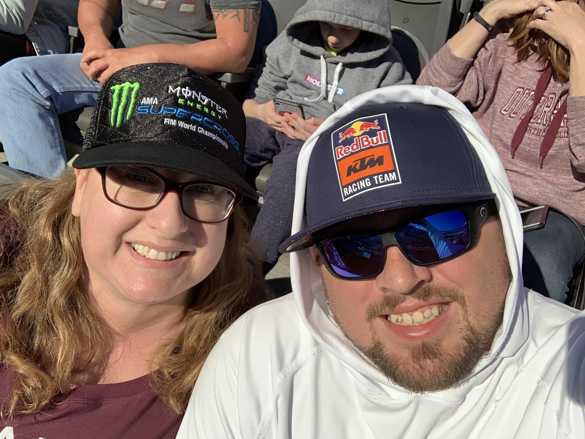 MonetizationK's tweet photo. Waiting for the main event. @SupercrossLIVE #SX @cooperwebb_2 https://t.co/CcXcZjbtUm