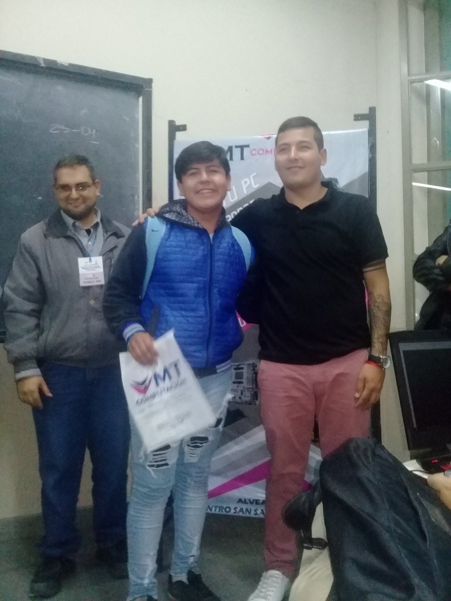 FlisolJ's tweet photo. Entrega de Premios. 
#FLiSolJujuy2019
#15añosdeSoftwareLibre https://t.co/3ZFJMhL9Mu