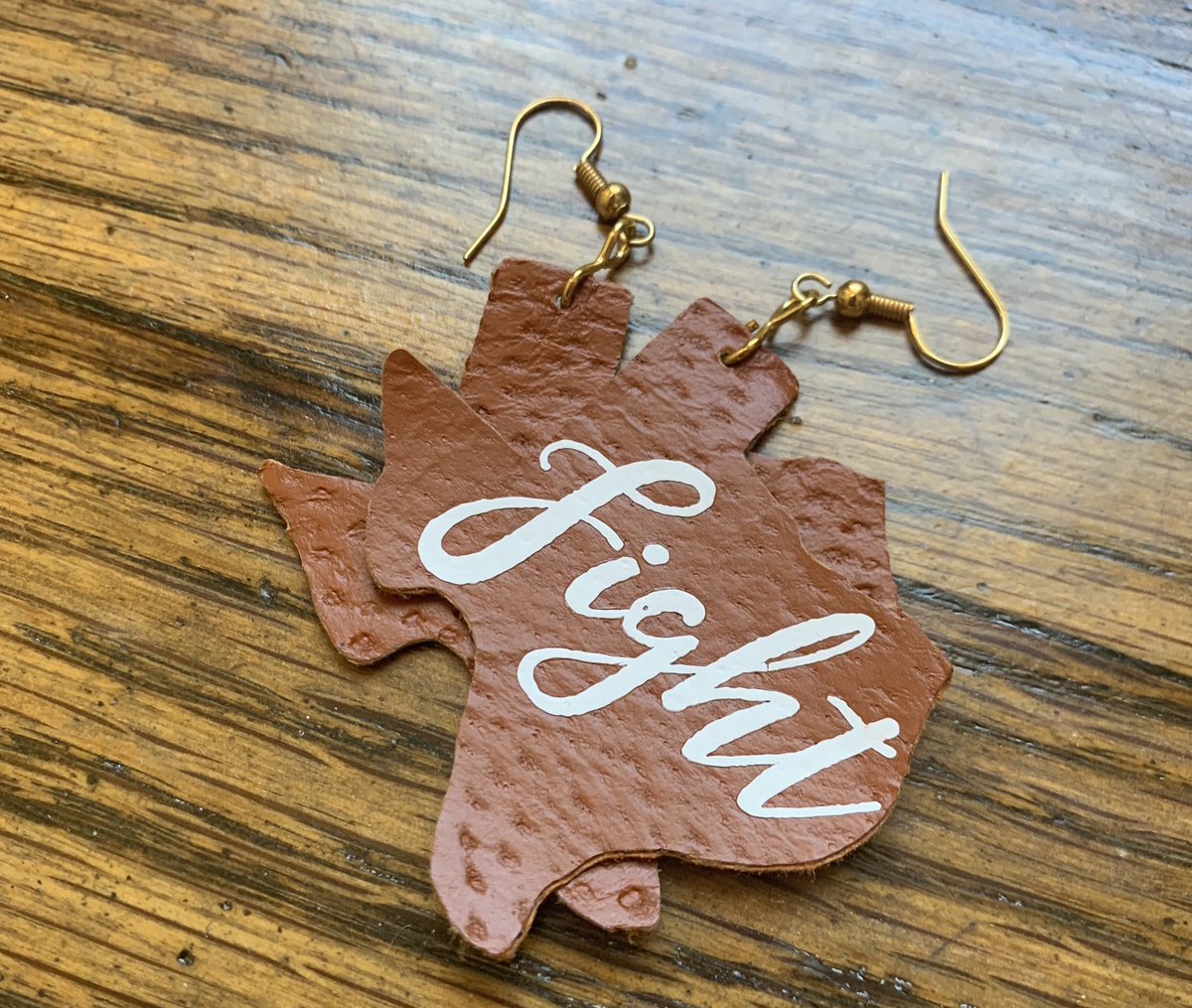 NNVaughns's tweet photo. https://t.co/yYHieVnAV2 #shopsmall #fwlocal #TexasMama https://t.co/jBpBFzCptf