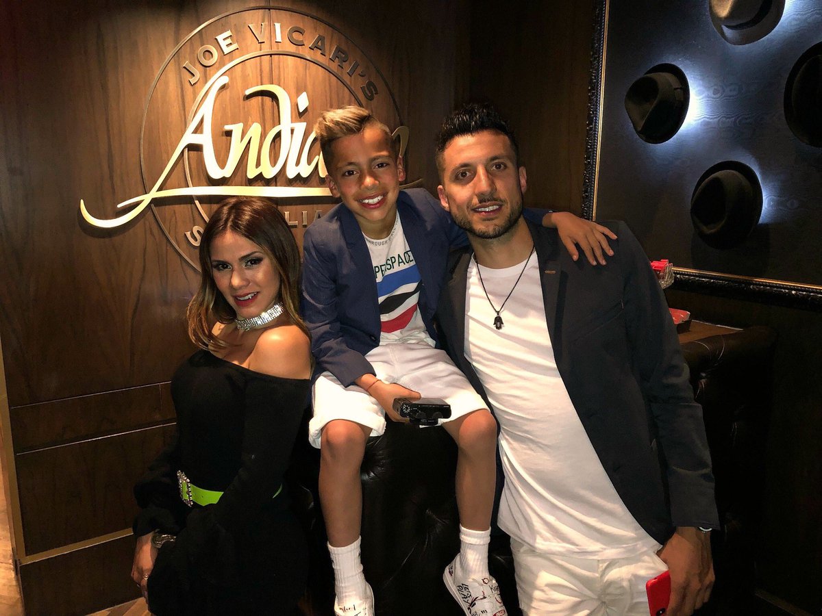 theDlasvegas's tweet photo. YouTube stars, “The Royalty Family”, headed to #DTLV to film their new series… starting w/ #theD! @Andreaespadatv, her boyfriend, #4KPapi, & her son, Ferran dined at our award-winning @AndiamoLV. They also enjoyed the @FSELV entertainment & rode off in a #DStyle stretch limo. ✔️ https://t.co/zo9ce7gEBb