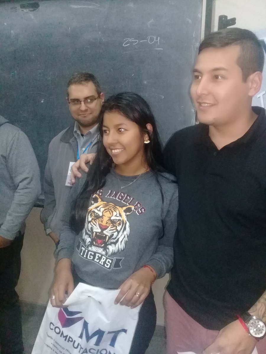 FlisolJ's tweet photo. Entrega de Premios. 
#FLiSolJujuy2019
#15añosdeSoftwareLibre https://t.co/3ZFJMhL9Mu